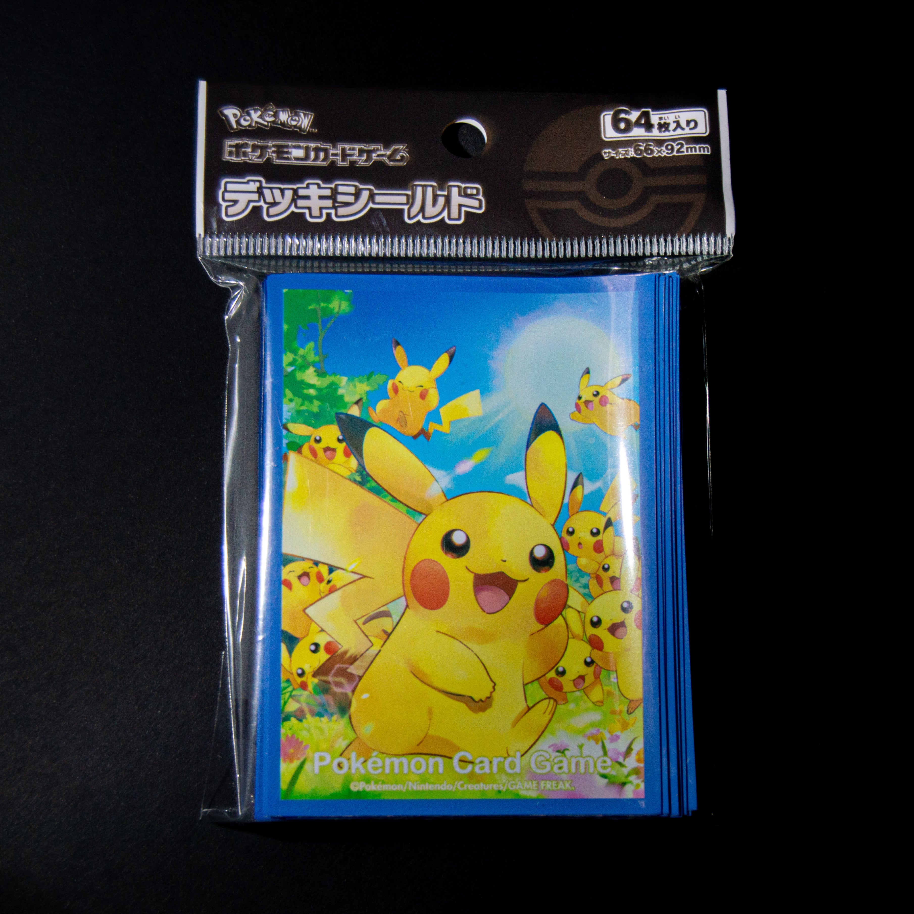 Fundas Pokémon Center Pikachu Large Collection - Japonés